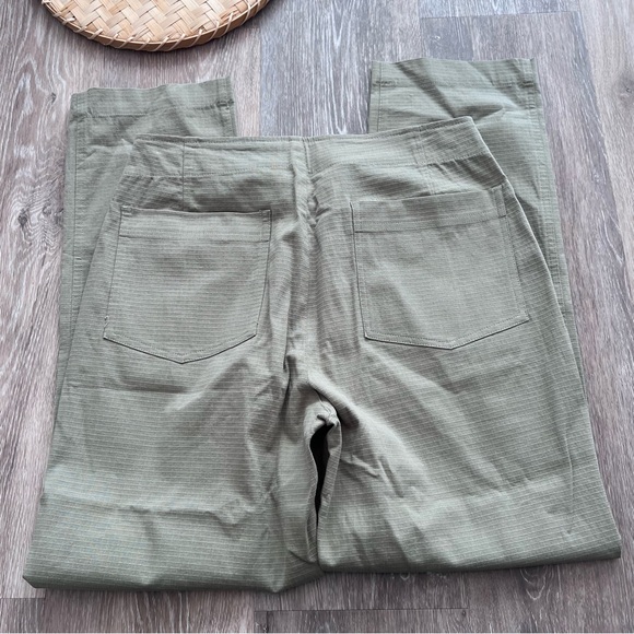 NWT lilla P army green khaki ankle pants - Picture 8 of 8